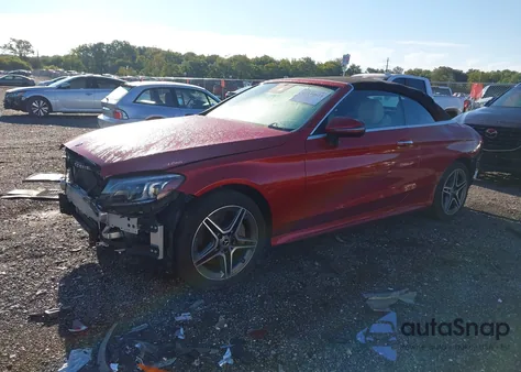2020 Mercedes-Benz C 300 4Matic z USA, uszkodzony, nr VIN WDDWK8EB3LF973894